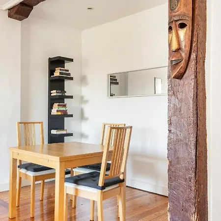 Plaza Nueva Homestay *