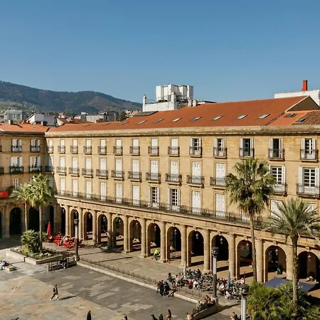 Plaza Nueva Проживание в семье Бильбао